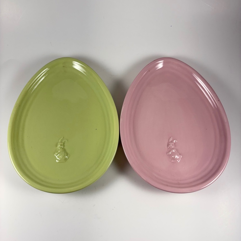 Williams Sonoma Easter‎ Egg Shape Embossed Bunny Plates Pastel Set of 2